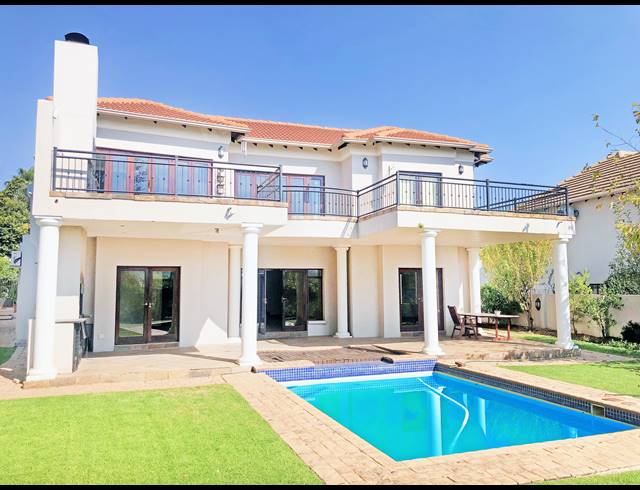 4 BEDROOM HOUSE FOR SALE IN EAGLE CANYON GOLF ESTATE